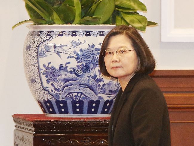 老綠男逼宮蔡　他：就是在歧視女性