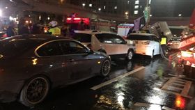 新北市，林口，車禍，推撞，受傷，夾困，翻攝畫面