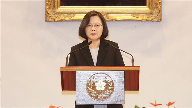 大老逼宮小英？學者：你們四個幾票？