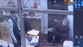 淅江,偷竊,超市,醫藥費,昏迷（圖／翻攝自1818黃金眼）