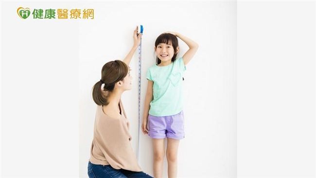 孩子一年長不到4公分！醫提醒當心了