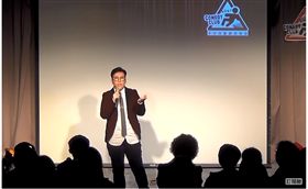 翻攝影片　酸酸