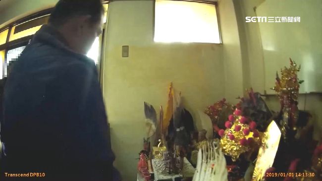 偷金虎爺「陪睡」　嫌辯：失眠安神