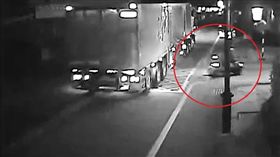 花蓮,聯結車,車禍,機車,吉安分局,監視器（圖／翻攝畫面）