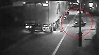 機車衝撞聯結車！網：遇到神風特攻隊