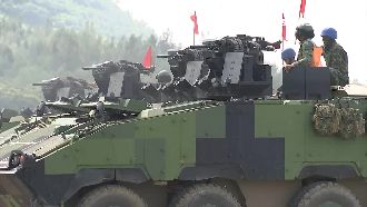 雲豹變病貓　裝甲車零件問題百出