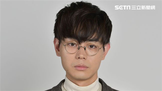 影帝圓夢當老師　竟在校狹持29學生