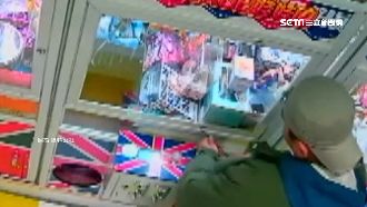 暗黑技偷竊！鴛鴦大盜得手6盒公仔