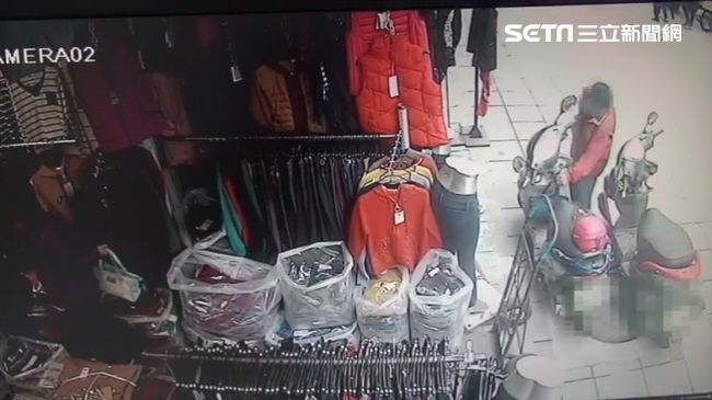 提袋放機車被偷走　她自調監視器逮賊