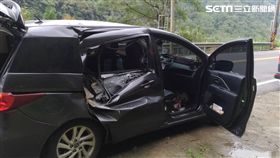 苗栗一家四口出遊遇落石