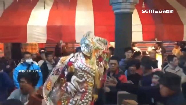 抬轎犯禁忌？王爺神像進廟差點摔兩次