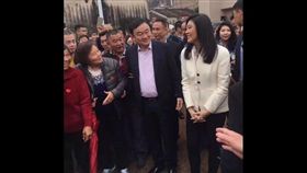 泰國前總理戴克辛和盈拉兄妹，5日現身廣東梅州。（圖取自香港01網頁www.hk01.com）
