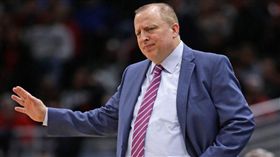 NBA／震撼彈！灰狼開除主帥錫伯杜
NBA,明尼蘇達灰狼,Tom Thibodeau,主帥,開除
翻攝自推特