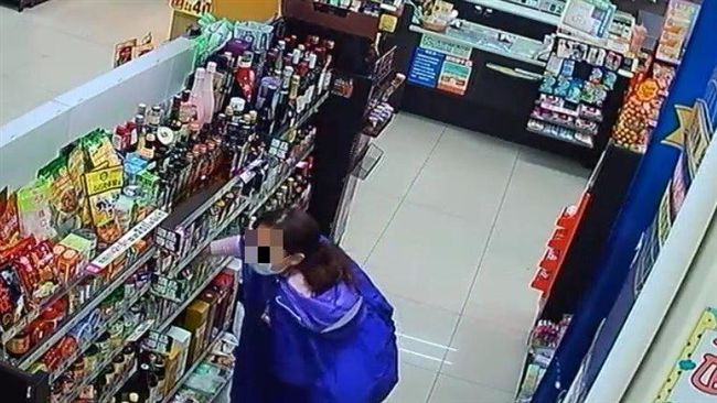 想拜神改運！女偷酒辯商店有「福報」