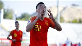 ▲中國于大寶踢進超前的一球。（圖／美聯社／達志影像）