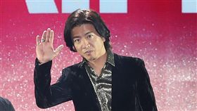任亞洲時尚大賞活動大使　木村拓哉來台與會2018亞洲時尚大賞（ASIA FASHION AWARD 2018 in TAIPEI，AFA）邁入第3年，日本人氣偶像木村拓哉（圖）擔任今年活動大使，來台參與盛會，與台灣名模林志玲負責開場走秀引言和頒獎橋段。中央社記者張新偉攝　107年12月1日