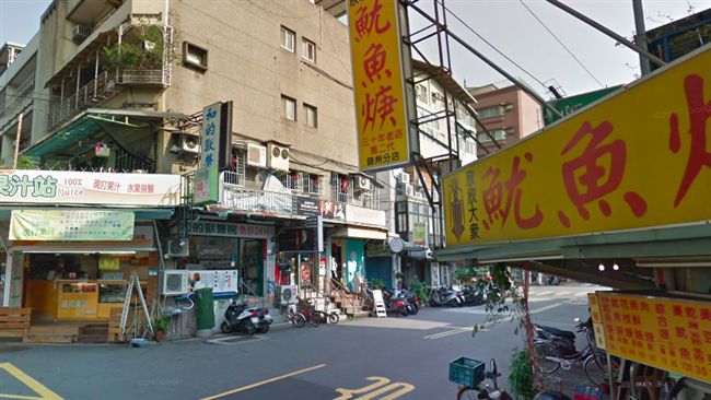 摸一摸就知狗狗血便？獸醫遭踢爆無照