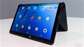 折疊手機,柔宇科技,CES 2019,FlexPai,柔派,The Verge,IT之家