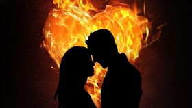 -脫單-愛情-熱戀-情侶-（圖／pixabay）