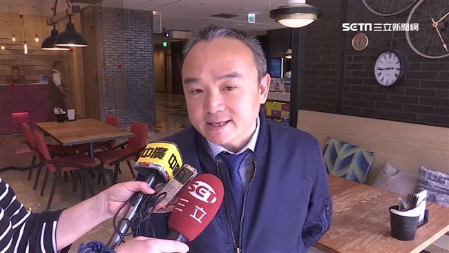 幫陳菊宣傳？潘恆旭：站前人肩膀上走
