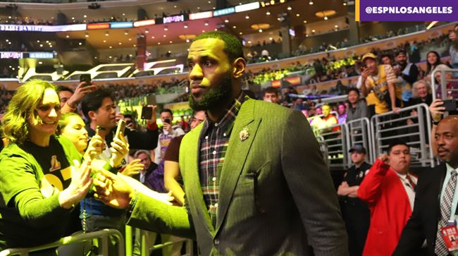 NBA／湖人大勝反被噓　原因超爆笑