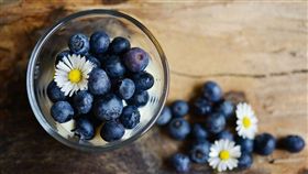 防癌,抗癌,大蒜,蘋果,蔓越莓,藍莓,高麗菜,紅蘿蔔,花椰菜／Pixabay