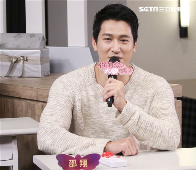 「你有念大學嗎?」安心亞、禾浩辰、邵翔、吳品潔、地球、汪沛㼆安安大明星。（記者林士傑/攝影）