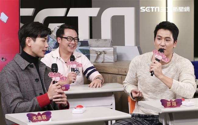 「你有念大學嗎?」安心亞、禾浩辰、邵翔、吳品潔、地球、汪沛㼆安安大明星。（記者林士傑/攝影）