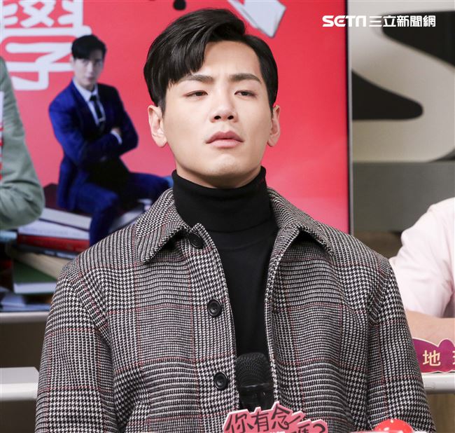 「你有念大學嗎?」安心亞、禾浩辰、邵翔、吳品潔、地球、汪沛㼆安安大明星。（記者林士傑/攝影）