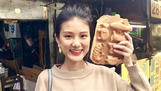 僅此一家！古早味雞蛋糕竟比臉還大