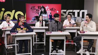 地球羨慕霸氣總裁身材　笑稱投胎比較