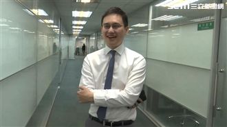 苦苓：2個「尬此」口譯哥爭議有解！