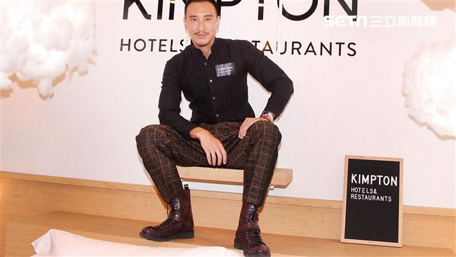 金普頓快閃信義區　王陽明酒店盪鞦韆