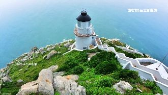 外交官秀台美景　網：意圖使人不上班