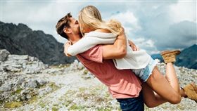 翻攝自unsplash,情侶,戀愛,男女朋友,感情,結婚