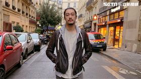 楊永聰巴黎遇氣爆躲生死劫。（圖／闊思音樂提供）