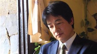 他卸任秒換頭貼　網友讚爆「總統味」