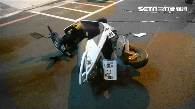 遊覽車擦撞機車　女大生遭輾頭爆血亡