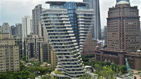 信義區超豪宅「陶朱隱園」，單戶最少上看18億元超級豪宅。（記者邱榮吉/攝影）