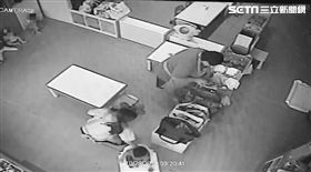 台中五星級托嬰中心師把童綁椅、虐童／翻攝畫面