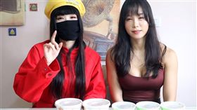 星光奈奈買肉圓提醒加辣，店家仍舊沒加辣。（圖／翻攝自星光奈奈YouTube影片）