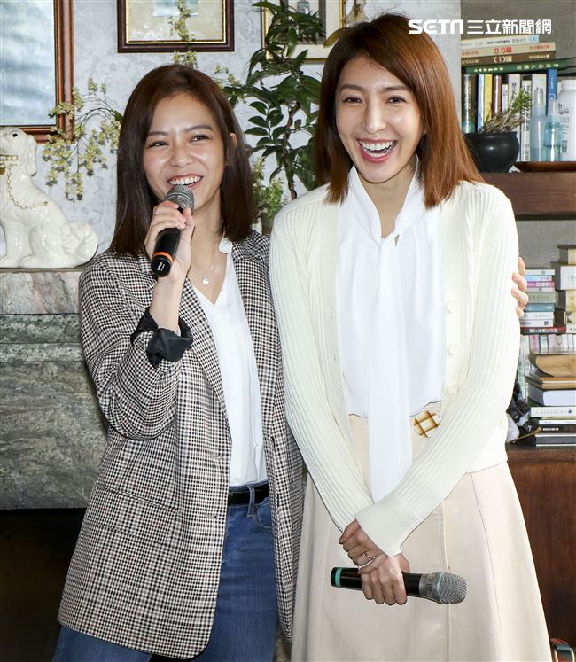 福斯台灣原創影集「愛的廣義相對論」，演員楊謹華、宋芸樺出席。（記者林士傑/攝影）