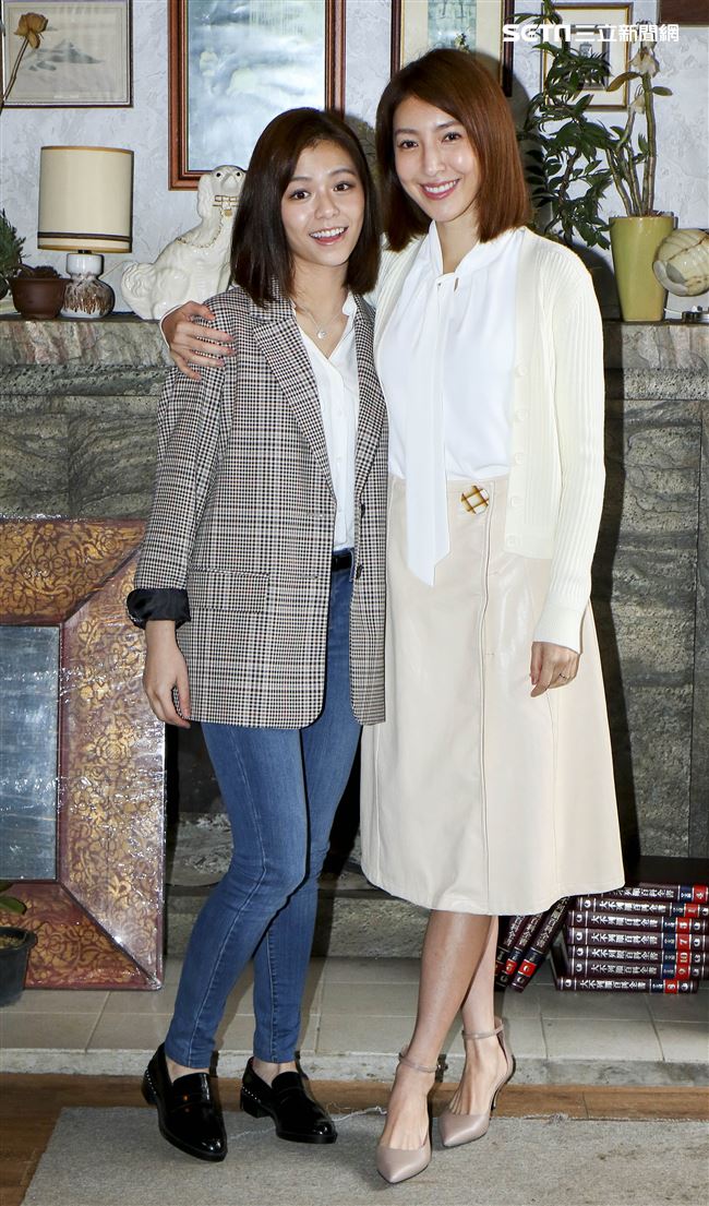 福斯台灣原創影集「愛的廣義相對論」，演員楊謹華、宋芸樺出席。（記者林士傑/攝影）