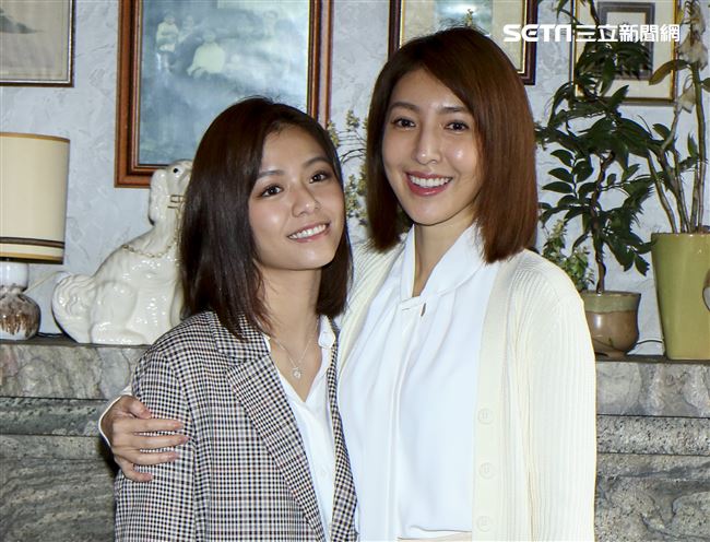 福斯台灣原創影集「愛的廣義相對論」，演員楊謹華、宋芸樺出席。（記者林士傑/攝影）