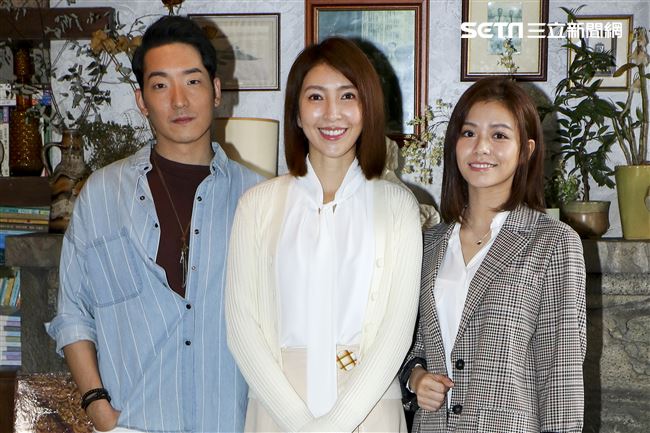 福斯台灣原創影集「愛的廣義相對論」，演員楊謹華、宋芸樺、許時豪出席。（記者林士傑/攝影）
