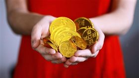 翻攝自unsplash,存錢,年終,過年