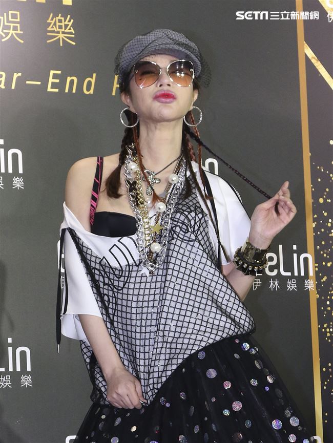 伊林娛樂時尚尾牙派對，藝人利菁。（記者林士傑/攝影）