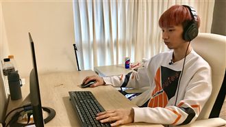 小玉揭密／不在意被砲轟：那是產值