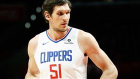 NBA／快艇巨神兵拍戲狠踹基奴李維
NBA,洛杉磯快艇,Boban Marjanovic,捍衛任務3
翻攝自推特