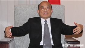 行政院長蘇貞昌展開「立院一日遊」，最後一站拜訪前立法院長、國民黨立委王金平。（記者邱榮吉/攝影）